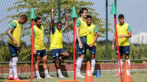 Preparador do Fluminense admite preocupação com perda física dos jogadores