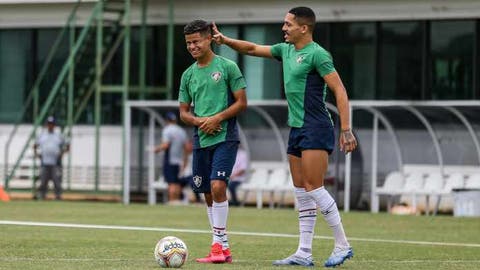 Fluminense confirma recuperação de dupla que estava lesionada antes da quarentena