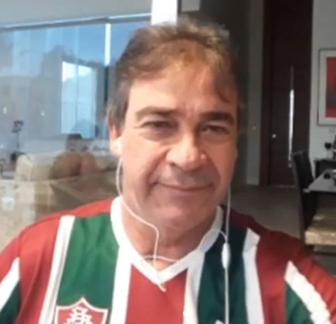 Ex-goleiro campeão brasileiro pelo Flu é internado com Covid-19