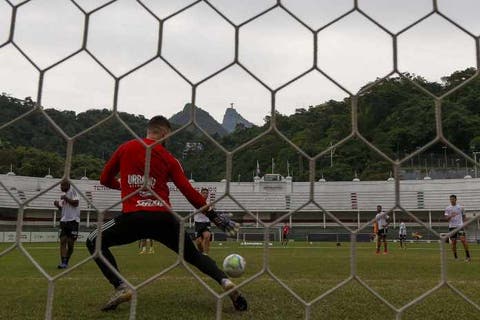 Após bater o Flamengo, São Paulo treina na sede do Fluminense