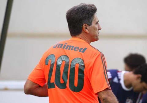 Campeão pelo Flu como jogador e técnico, Renato deixa o comando do Grêmio