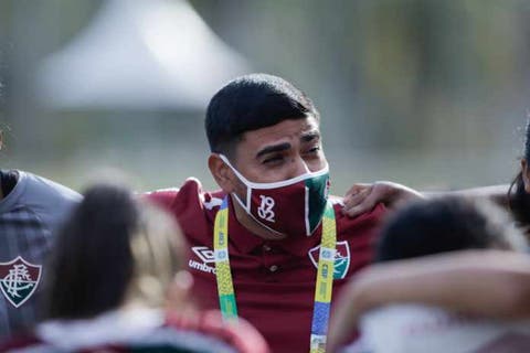 Técnico destaca grupo de jogadoras do Flu por classificação no Brasileiro sub-18