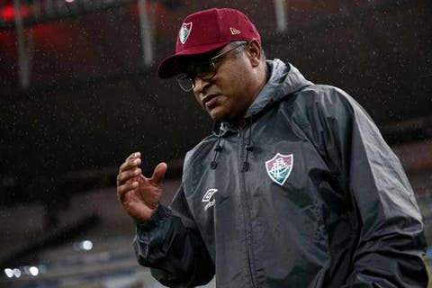 Ex-Fluminense, Roger Machado encaminha acerto com clube da Série B