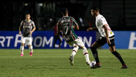 Fluminense e Atlético-MG se enfrentam na quinta com