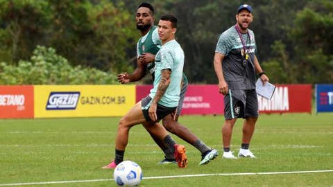 Luccas Claro admite ansiedade por reencontro com a torcida do Fluminense
