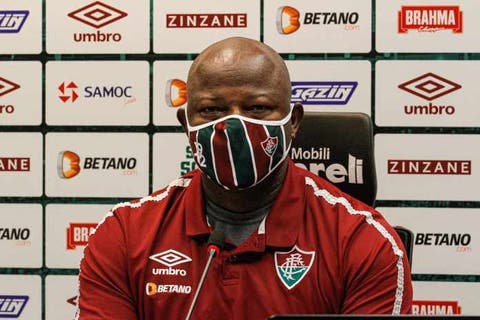 Marcão justifica queda de produção do Fluminense no segundo tempo