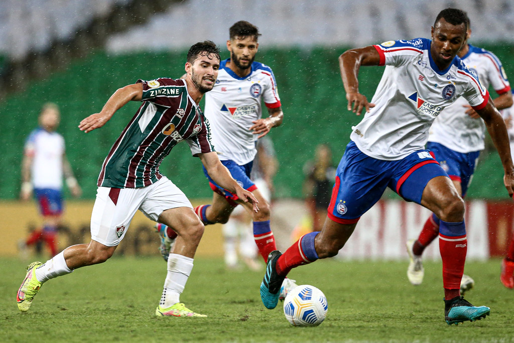 Bola de cristal” de jornal calcula chances de título e Libertadores do Flu  após 15ª rodada