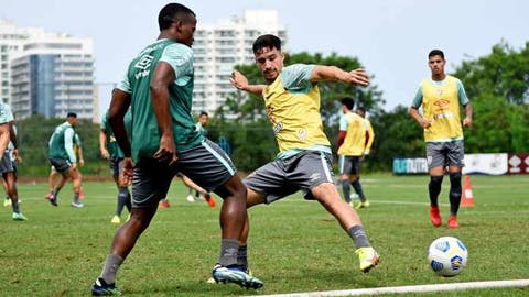 Quarteto treina e pode voltar ao time do Fluminense na segunda