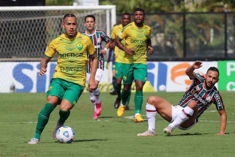 Contra o Fluminense, atacante do Cuiabá aposta no fator casa