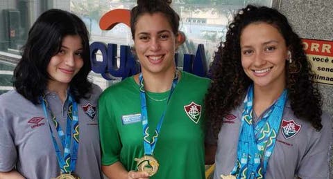Nadadores do Fluminense ganham diversas medalhas de ouro na Copa das Confederações