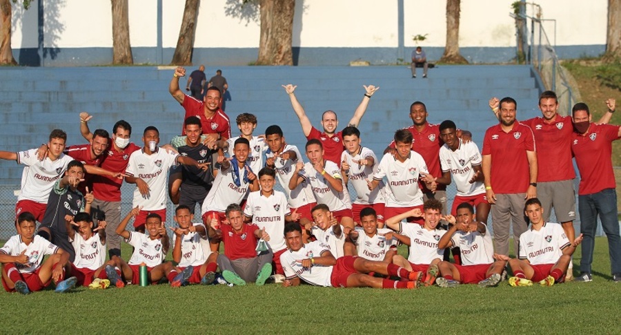 Com 14 gols em três jogos, Sub-14 garante vaga nas quartas da Nacional  Voltaço Cup — Fluminense Football Club