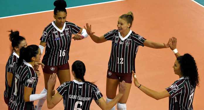 Técnico do time feminino de vôlei do Flu projeta próximo desafio na  Superliga - Fluminense: Últimas notícias, vídeos, onde assistir e próximos  jogos