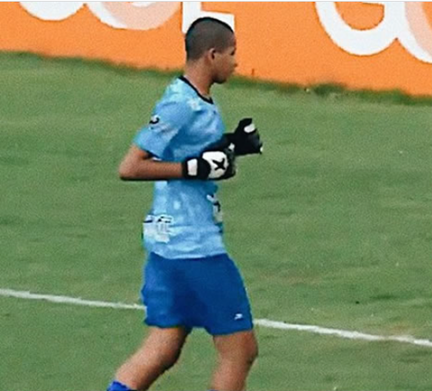 Fluminense pode fechar com goleiro que protagonizou lance inusitado na Copinha