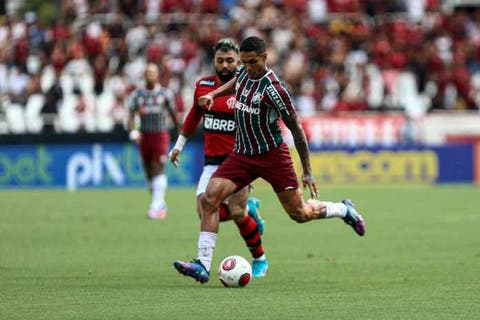 Fluminense emplaca quarteto na seleção da rodada do Carioca