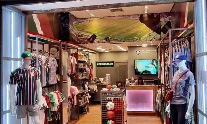 Fluminense vê arrecadação com venda de produtos licenciados dobrar em 2022