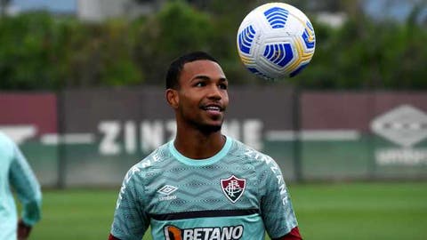 Bangu demonstra interesse em volante do Fluminense para o Carioca