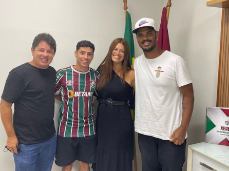Ex-Bota e Fla, Iranildo se anima com filho jogando no Fluminense