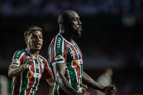 Manoel celebra bons números em ótima temporada pelo Fluminense