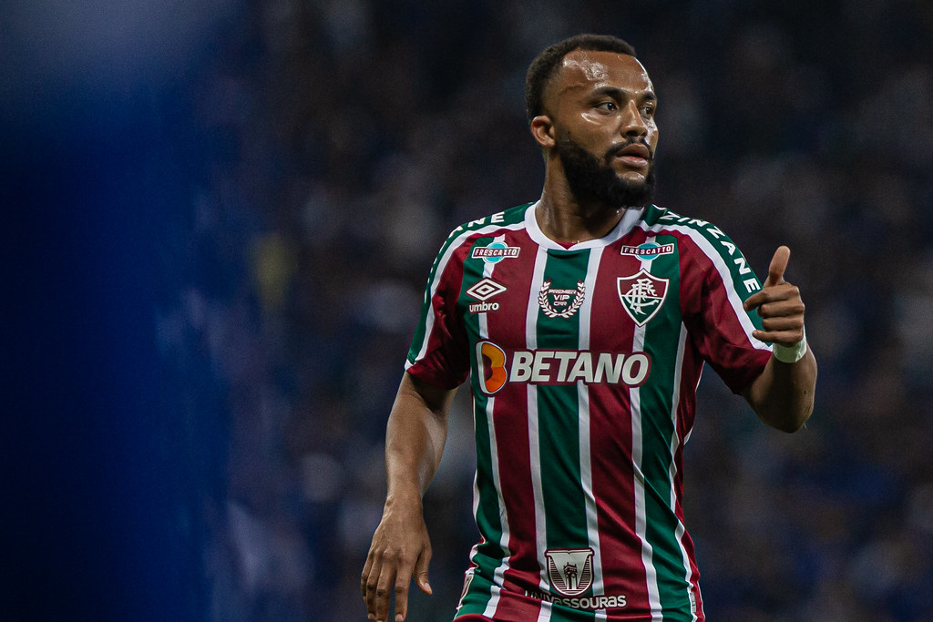 Samuel Xavier defende maneira alternativa de jogar do Fluminense: Não é  sempre que vamos dominar, fluminense