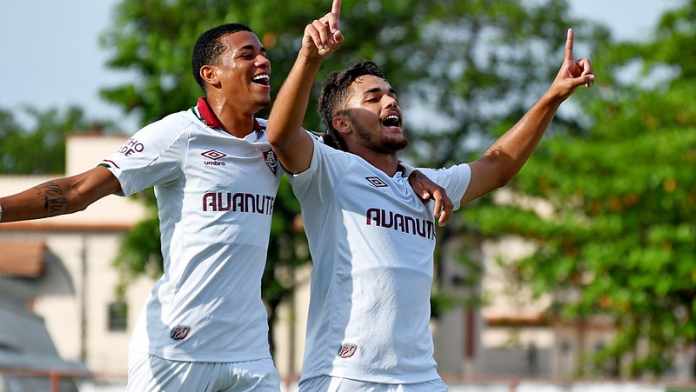 Gripado e com febre, João Pedro não treina e tem até domingo para se  recuperar para Fla-Flu, fluminense