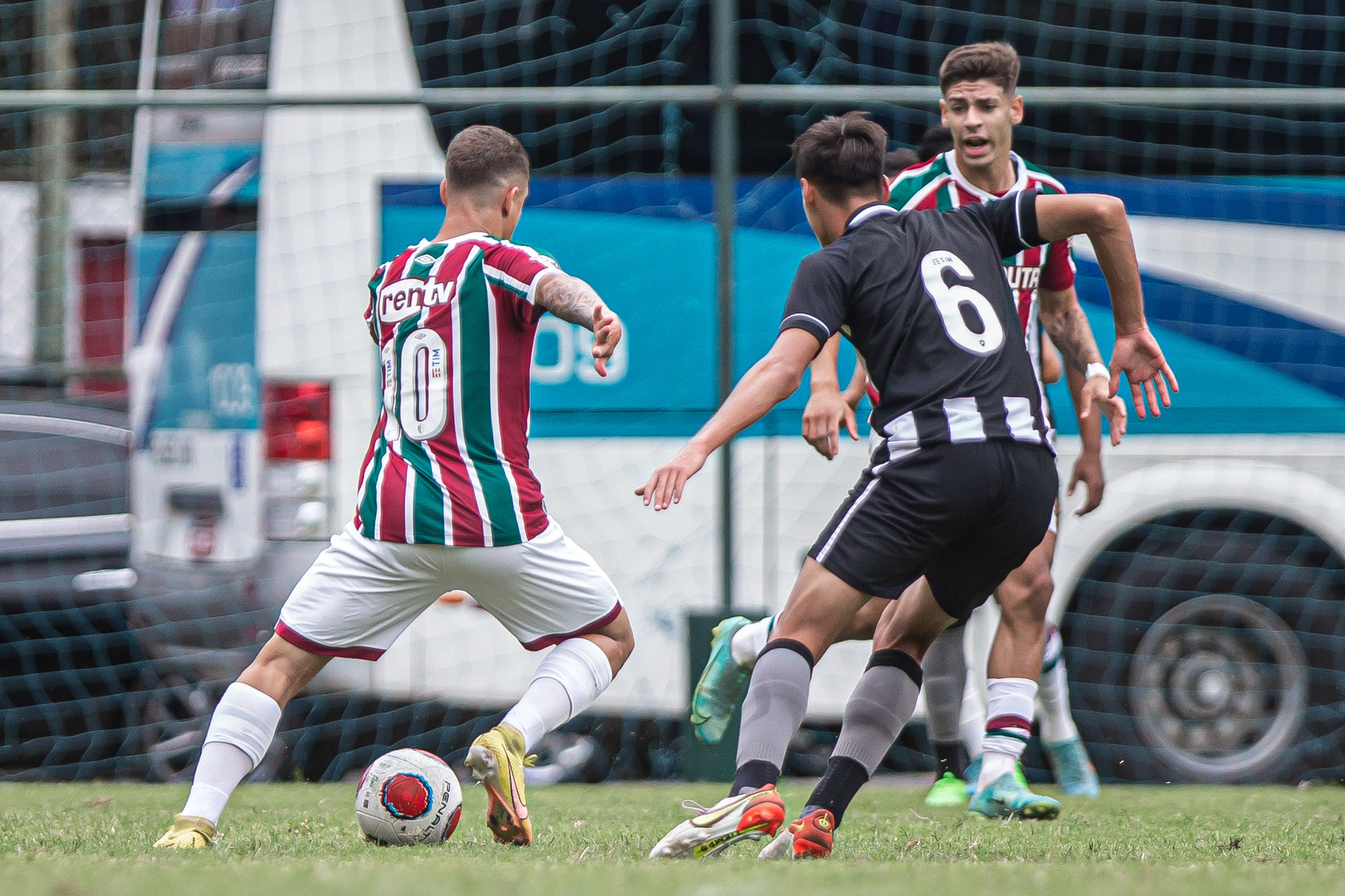 Flu empata com o Botafogo no jogo de ida da semifinal da Copa Rio Sub-15 —  Fluminense Football Club