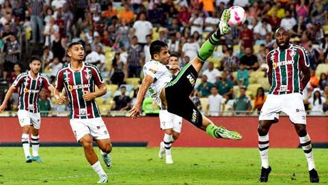 Terceiro colocado no turno, Fluminense cai posições no returno