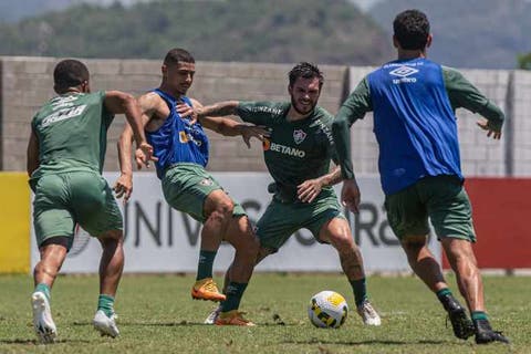 Fluminense sinaliza com desejo de manter Nathan, mas só por novo empréstimo