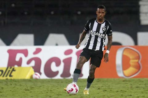 Botafogo terá desfalque importante na partida contra o Fluminense