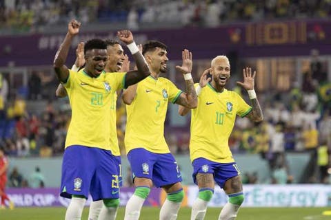 Neymar, Vinicius Junior, Paquetá seleção brasileira dança