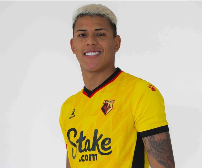 Matheus Martins comemora vitória do Watford no retorno da Data Fifa:  'Fundamental para nos dar confiança' - Lance!