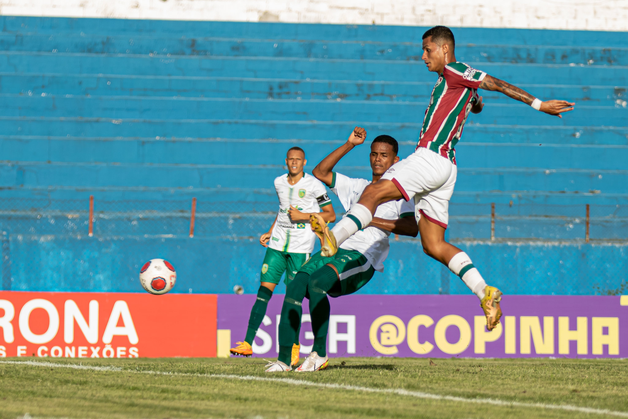 Após FPF manter jogo em pasto, diretoria do Flu cogita não participar da  Copinha em 2024 - Fluminense: Últimas notícias, vídeos, onde assistir e  próximos jogos