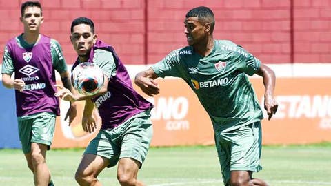 Meia do Fluminense, Gustavo Apis sofre grave lesão