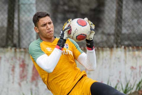 Ainda sem sofrer gols na Copinha, goleiro do Fluminense exalta sistema defensivo