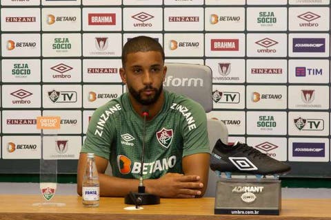 Jorge já tem condições de fazer estreia pelo Fluminense no sábado