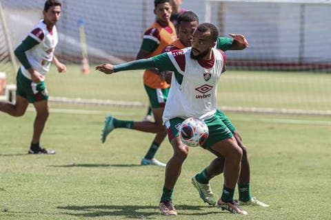 Samuel Xavier comenta função no Fluminense: