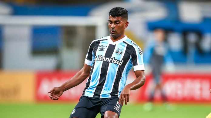 Thiago Santos, do Grêmio