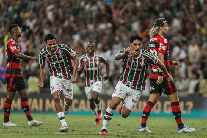 Súmula: Flamengo 0 x 3 Fluminense. Dia 09 de Fevereiro de 2003