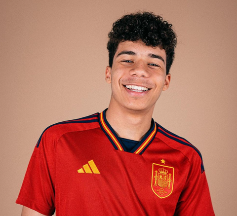 Após convocação para seleção sub-15 da Espanha, CBF monitora filho de Marcelo, diz site
