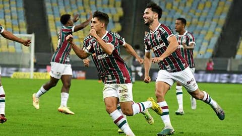 Grato ao Fluminense, Pirani responde se pretende voltar a jogar no Brasil