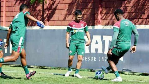 Após primeiros treinamentos, Leo Fernández vê Fluminense pronto para a exigência