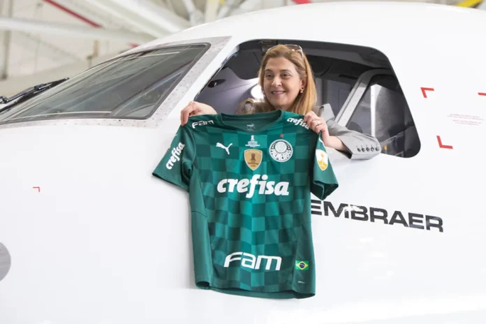 Leila Pereira no Avião do Palmeiras