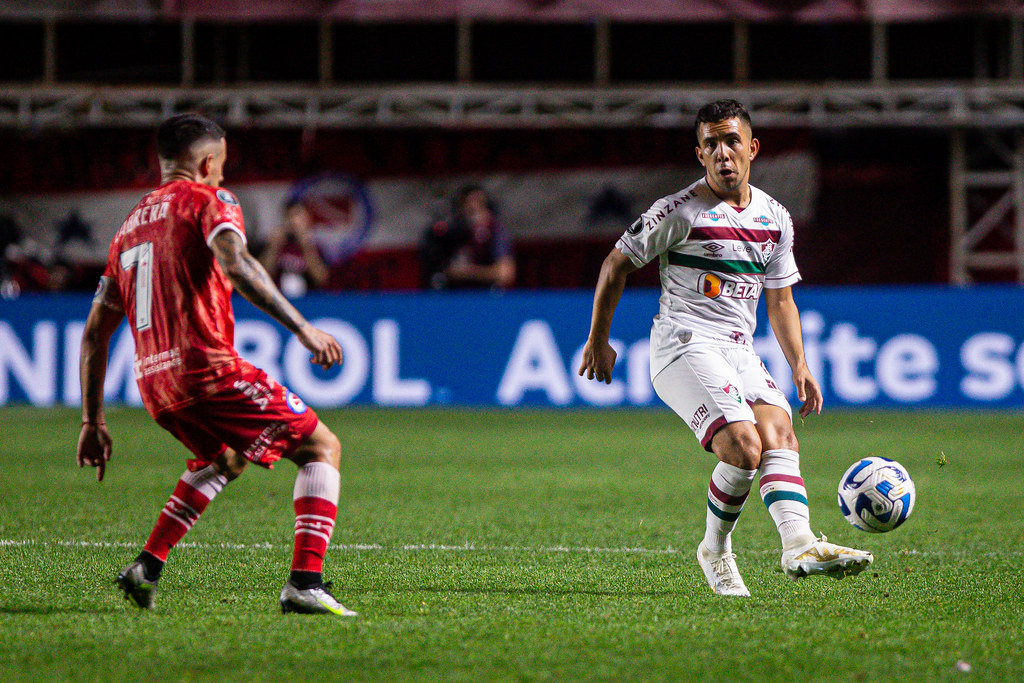 Fluminense x Argentinos Juniors hoje, terça, 8, pela Libertadores; veja  horário e onde assistir