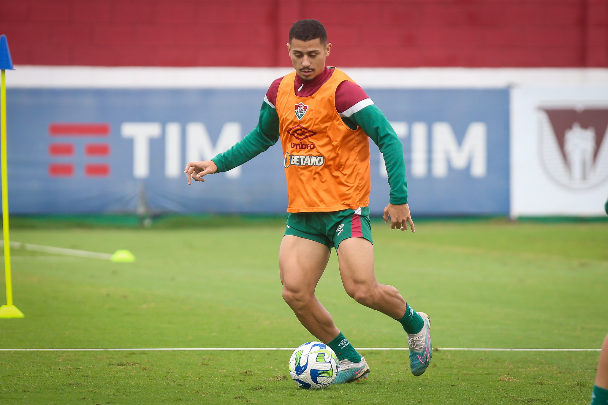 Artilheiro colombiano, meia brasileiro e goleiro baixinho: Portal  destrincha o Nacional Potosí - Fluminense: Últimas notícias, vídeos, onde  assistir e próximos jogos