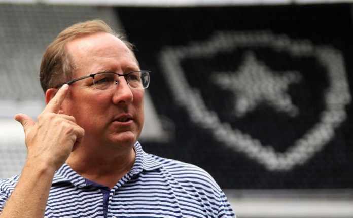 Dono da SAF do Botafogo, John Textor revela para quem torcerá na final da  Libertadores - Fluminense: Últimas notícias, vídeos, onde assistir e  próximos jogos