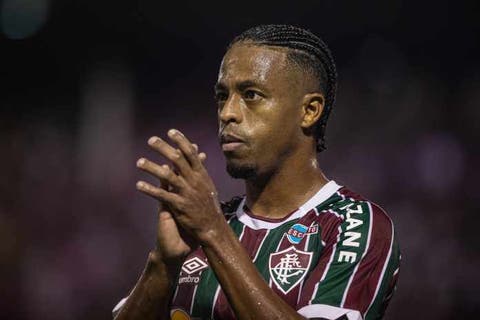 Keno pode completar marca importante pelo Fluminense neste domingo
