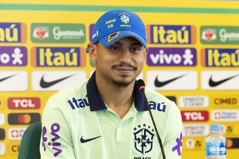Apesar da derrota, André vê evolução na seleção brasileira
