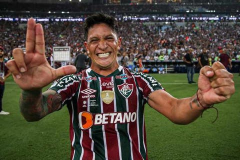 Cano define os anos de Fluminense como os melhores de sua carreira