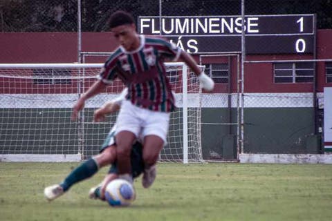 Autor de gol, atacante avalia impacto da 1ª vitória do Flu no Brasileiro sub-20