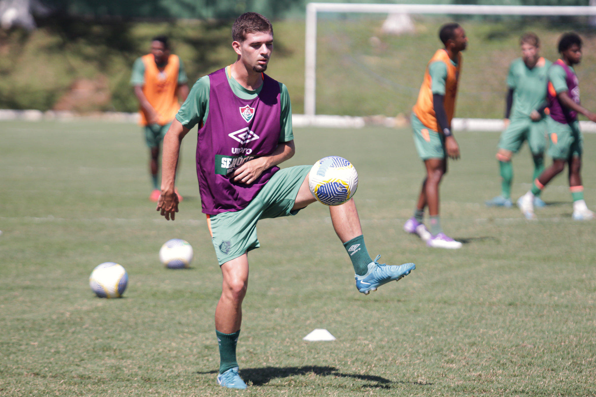 Fluminense vai em busca de segunda vitória na competição