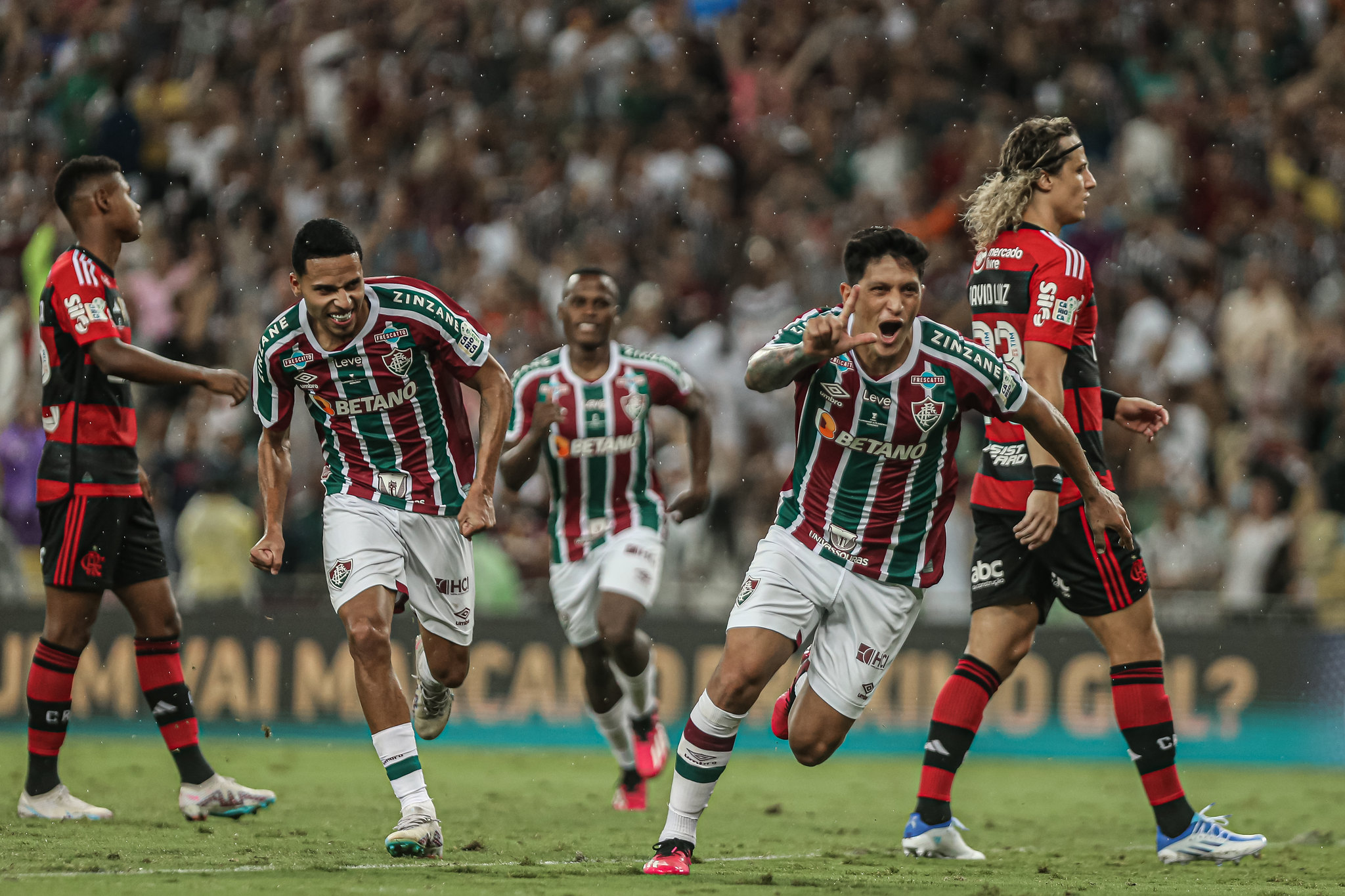 Fluminense domingo de Páscoa